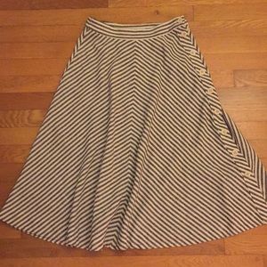 Madewell midi skirt size 2